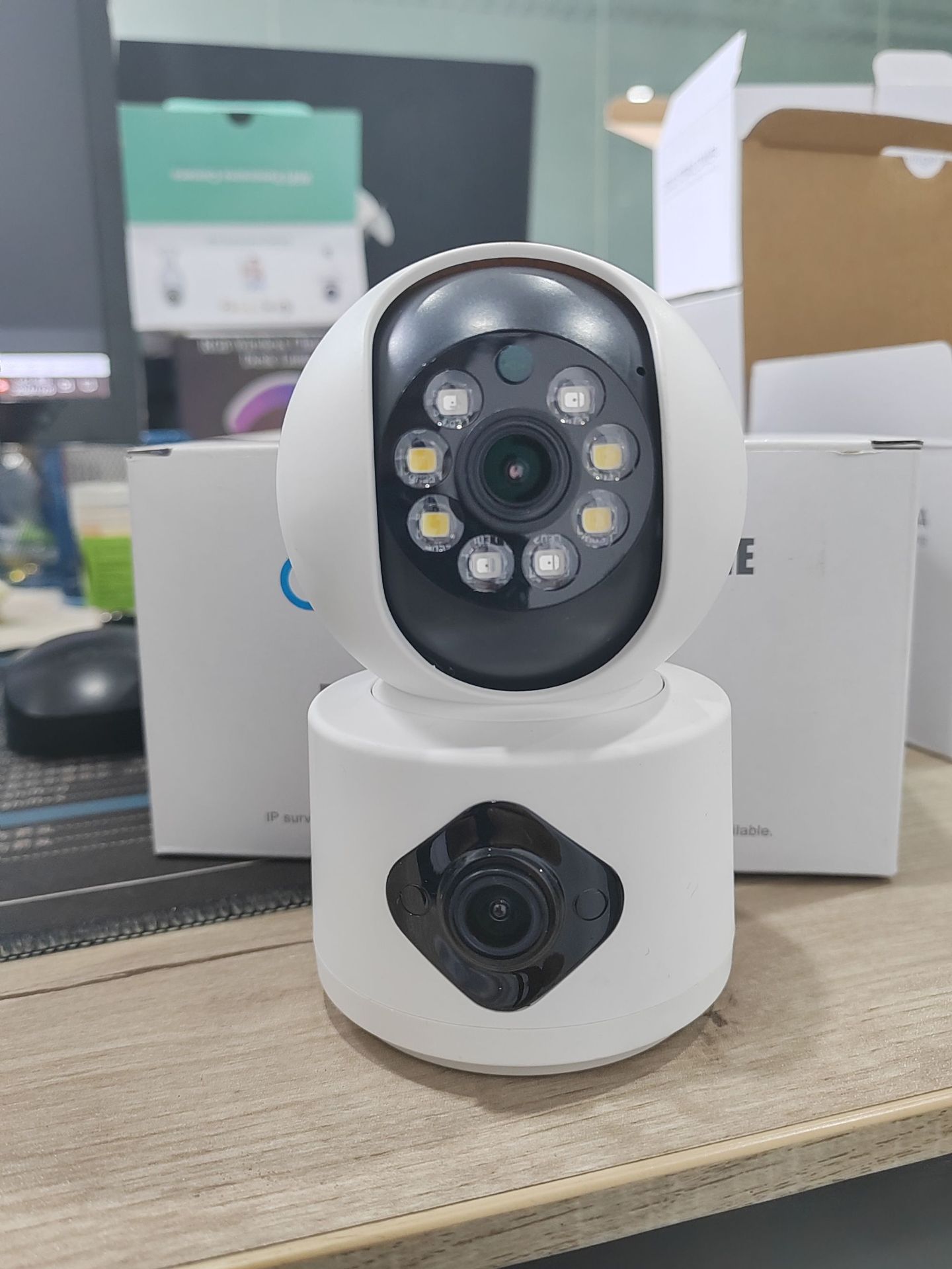 YI Lot APP 4MP Dual Lens Full  - Baby Monitor Split Screen recensie en prijs